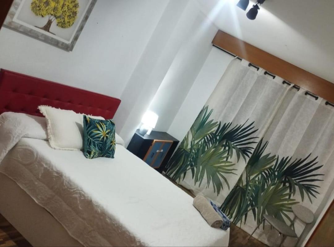 Appartamento En Piso Compartido En *